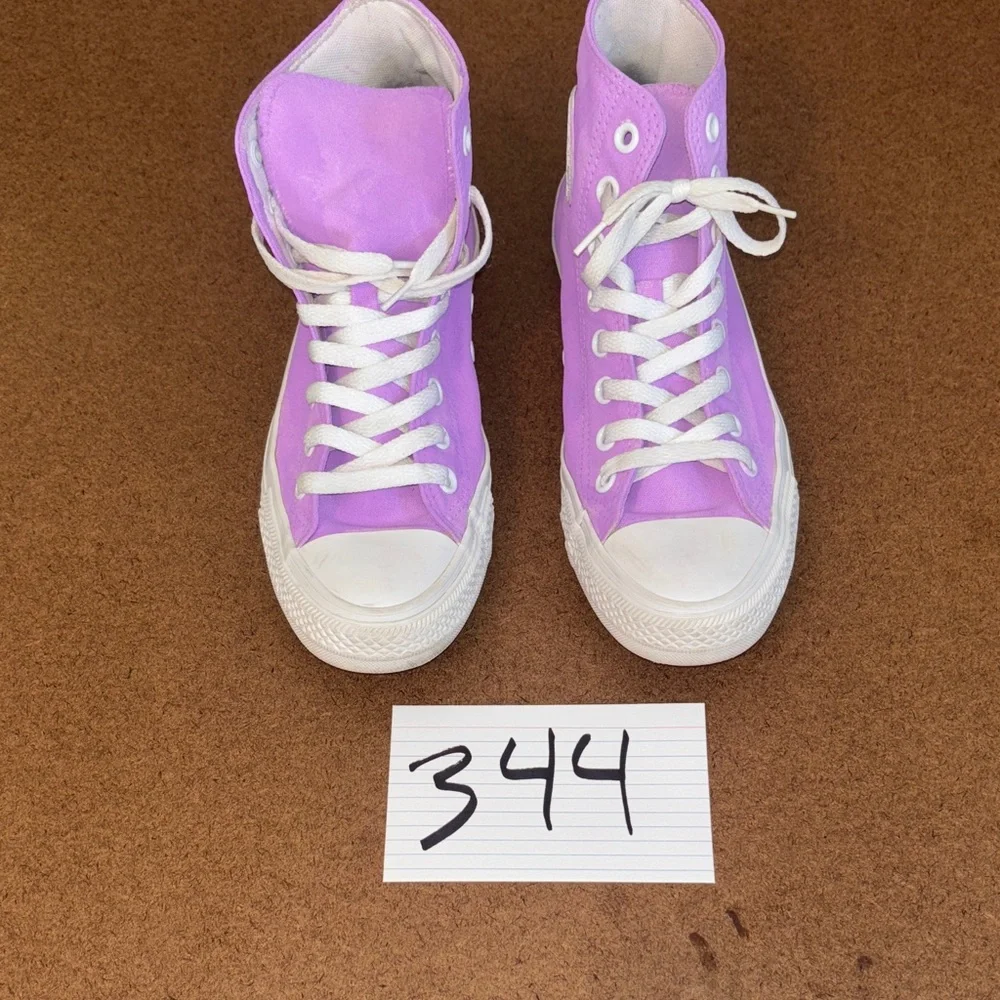 Custom painted Converse Purple lilac High-Top Sneakers Women’s 8.5 men’s 6.5